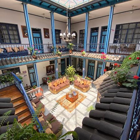 Hotel Montecarlo Риобамба Екстериор снимка